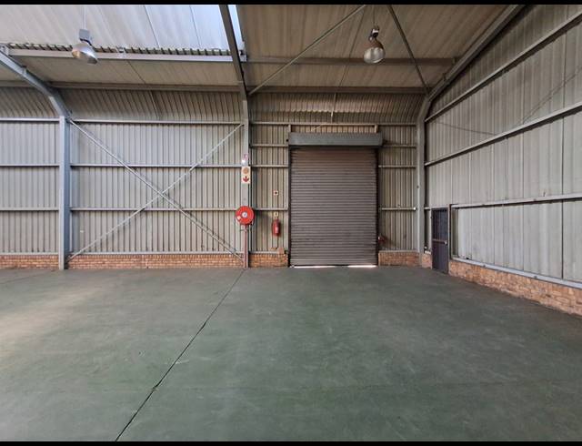 470M² WAREHOUSE TO LET IN BENROSE